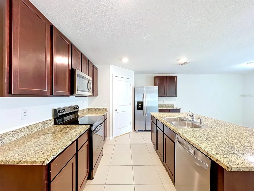 7804 Davie Ray Drive Zephyrhills FL 33540