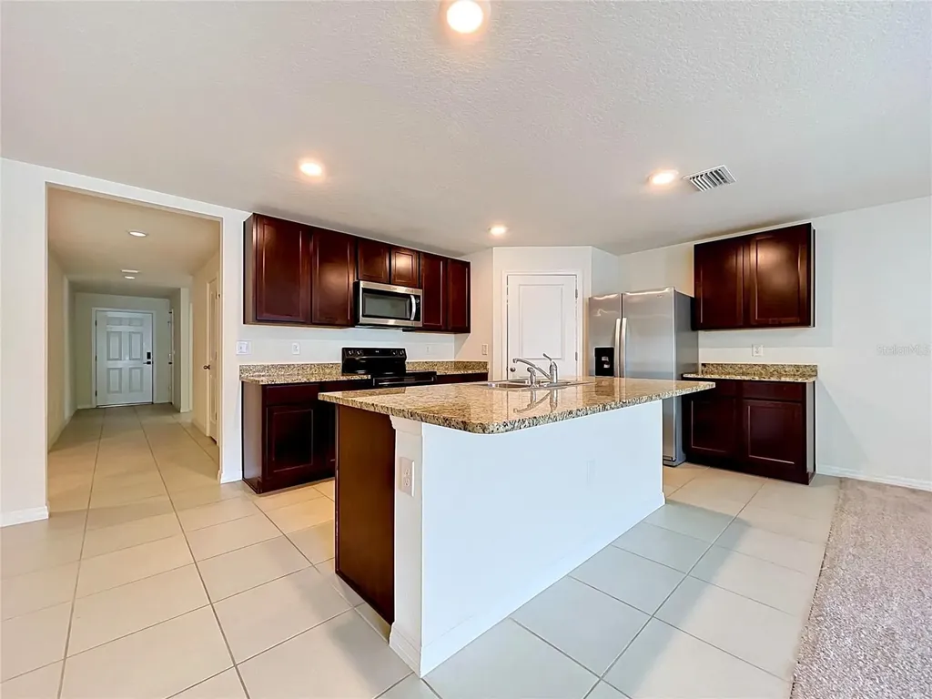 7804 Davie Ray Drive Zephyrhills FL 33540