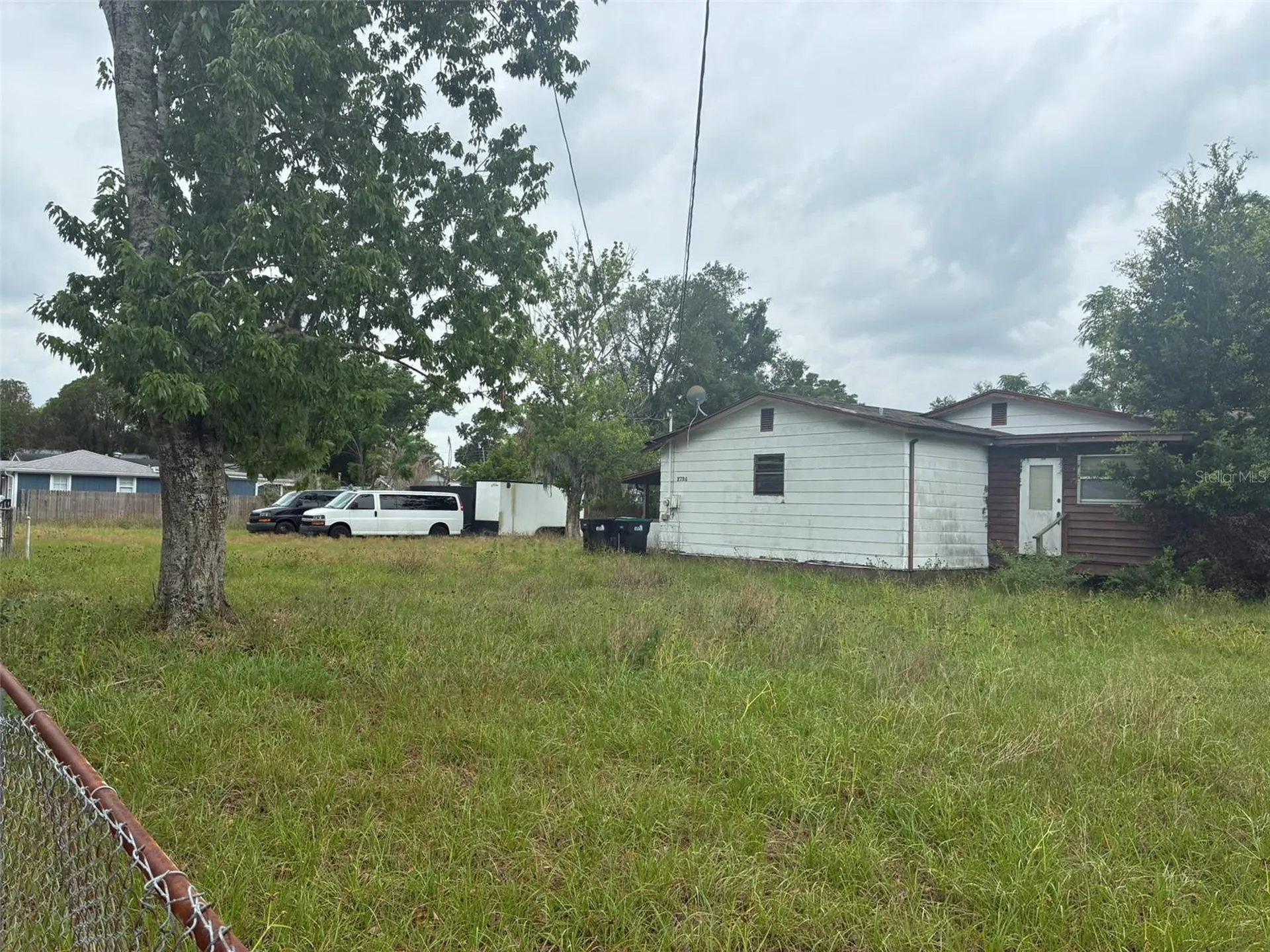 2726 S Brown Avenue Orlando FL 32806