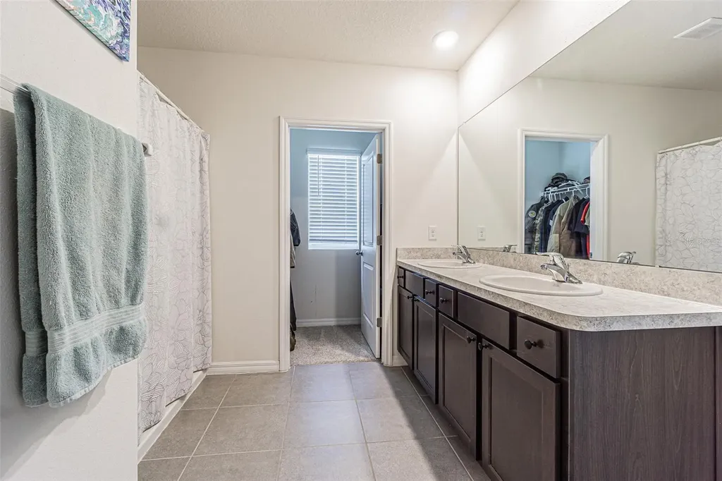 10212 Golden Light Court Riverview FL 33578