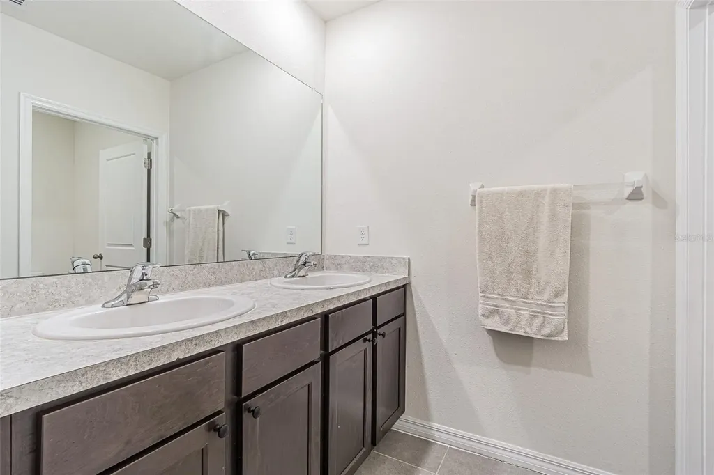 10212 Golden Light Court Riverview FL 33578