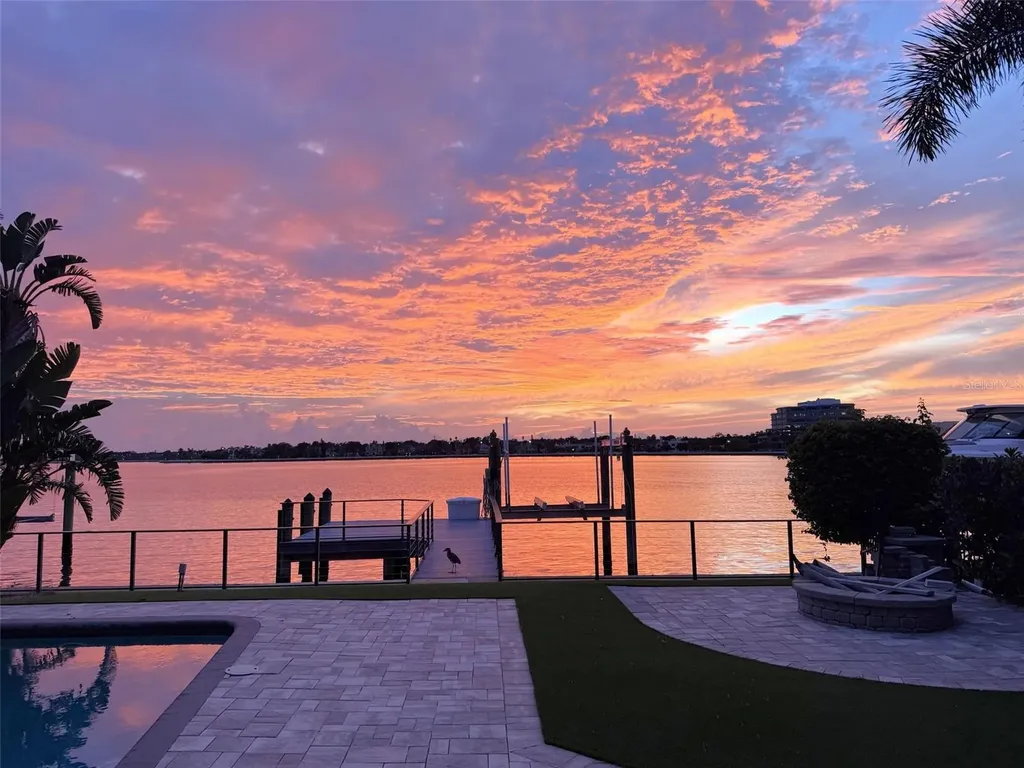 24 Adalia Avenue Tampa FL 33606
