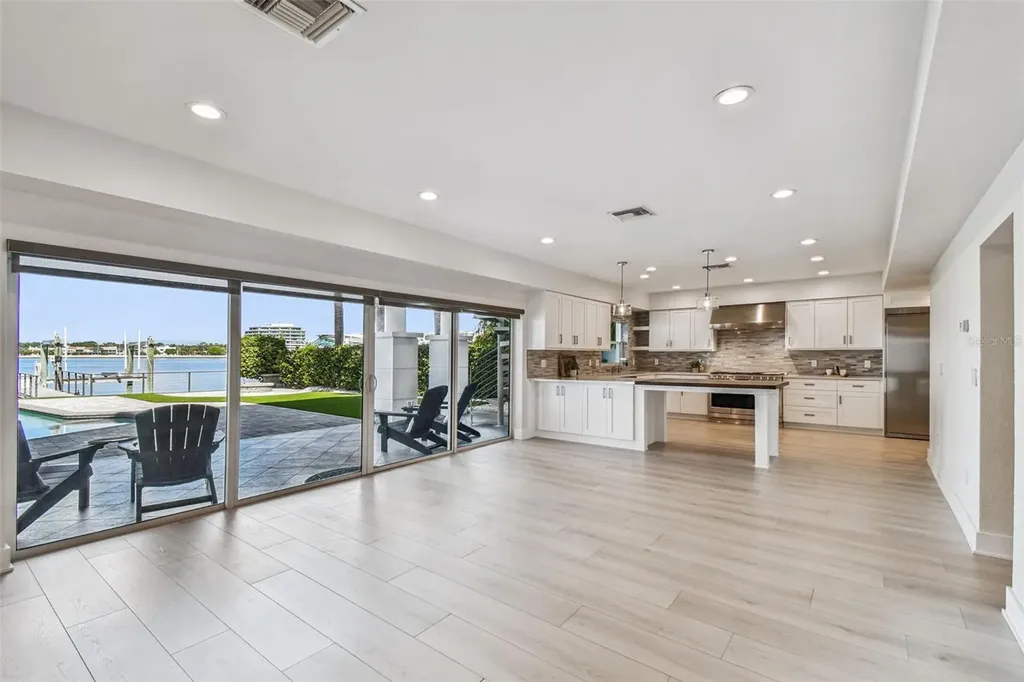24 Adalia Avenue Tampa FL 33606