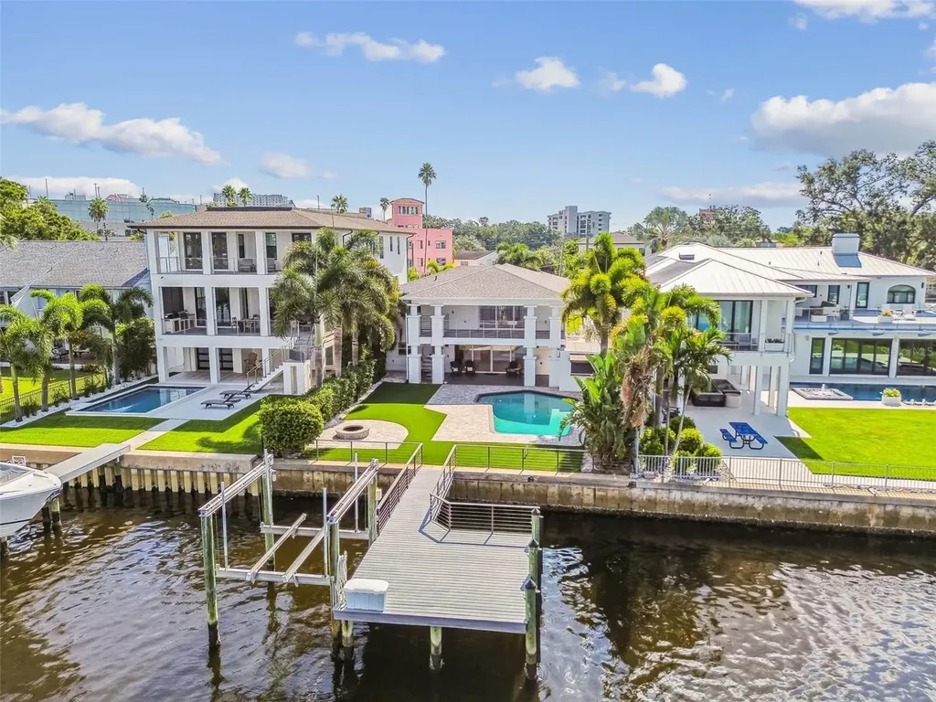 24 Adalia Avenue Tampa FL 33606