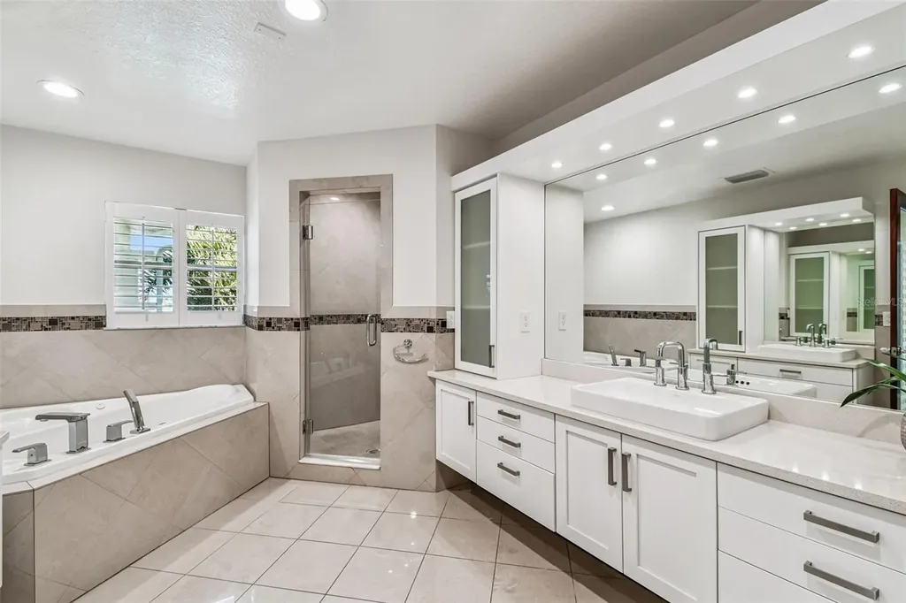 24 Adalia Avenue Tampa FL 33606