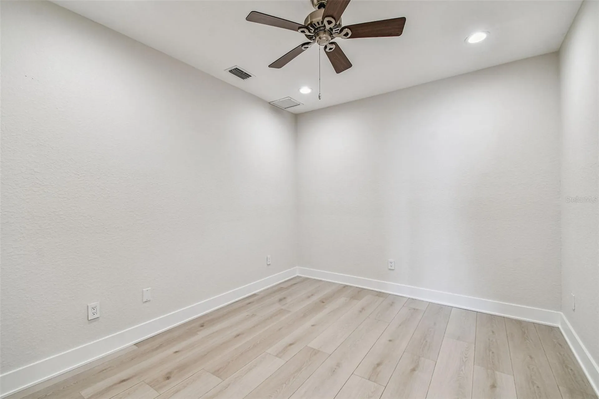 24 Adalia Avenue Tampa FL 33606