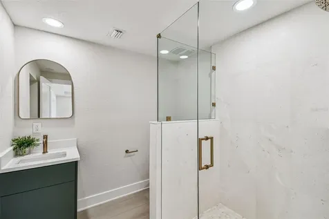 24 Adalia Avenue Tampa FL 33606