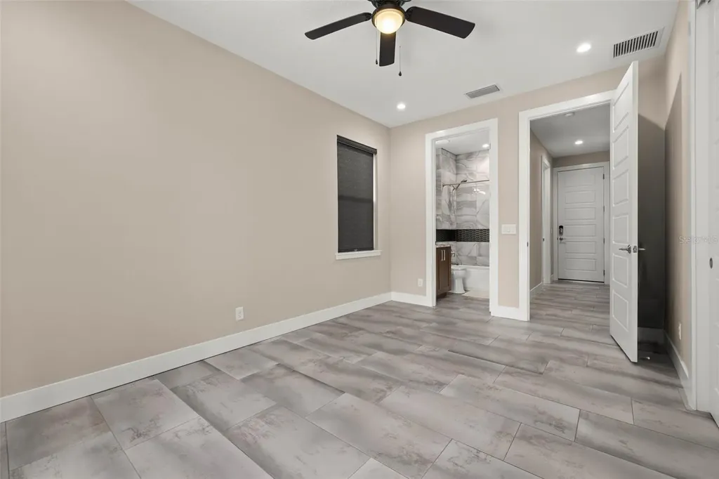 3526 E Crystal Lake Avenue Orlando FL 32806