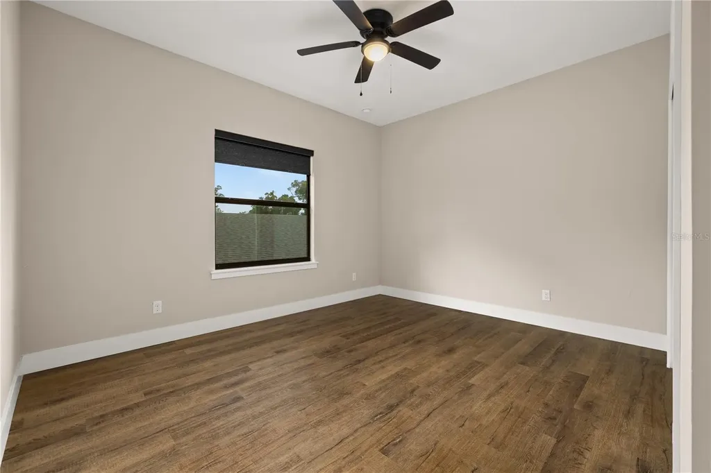3526 E Crystal Lake Avenue Orlando FL 32806