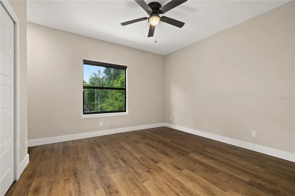 3526 E Crystal Lake Avenue Orlando FL 32806