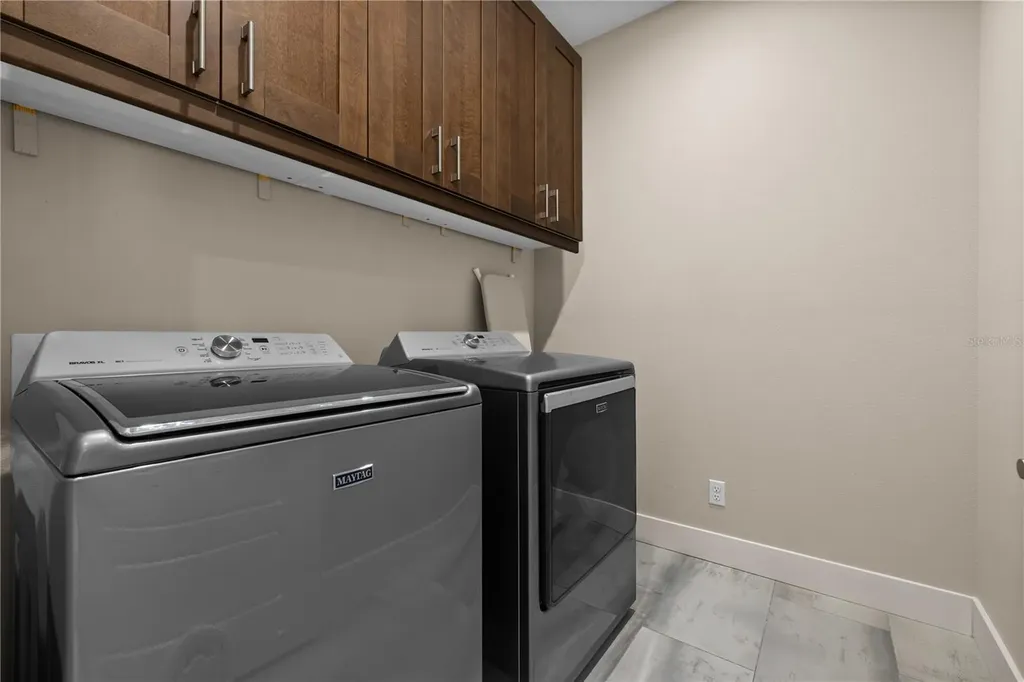 3526 E Crystal Lake Avenue Orlando FL 32806