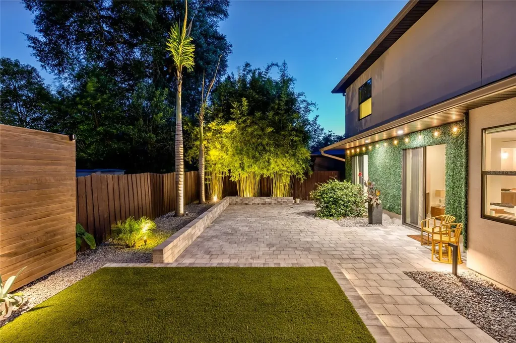 3526 E Crystal Lake Avenue Orlando FL 32806