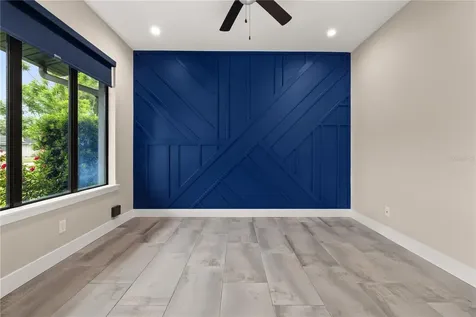 3526 E Crystal Lake Avenue Orlando FL 32806