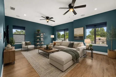 3526 E Crystal Lake Avenue Orlando FL 32806