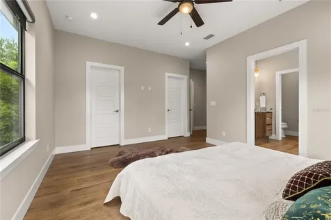 3526 E Crystal Lake Avenue Orlando FL 32806