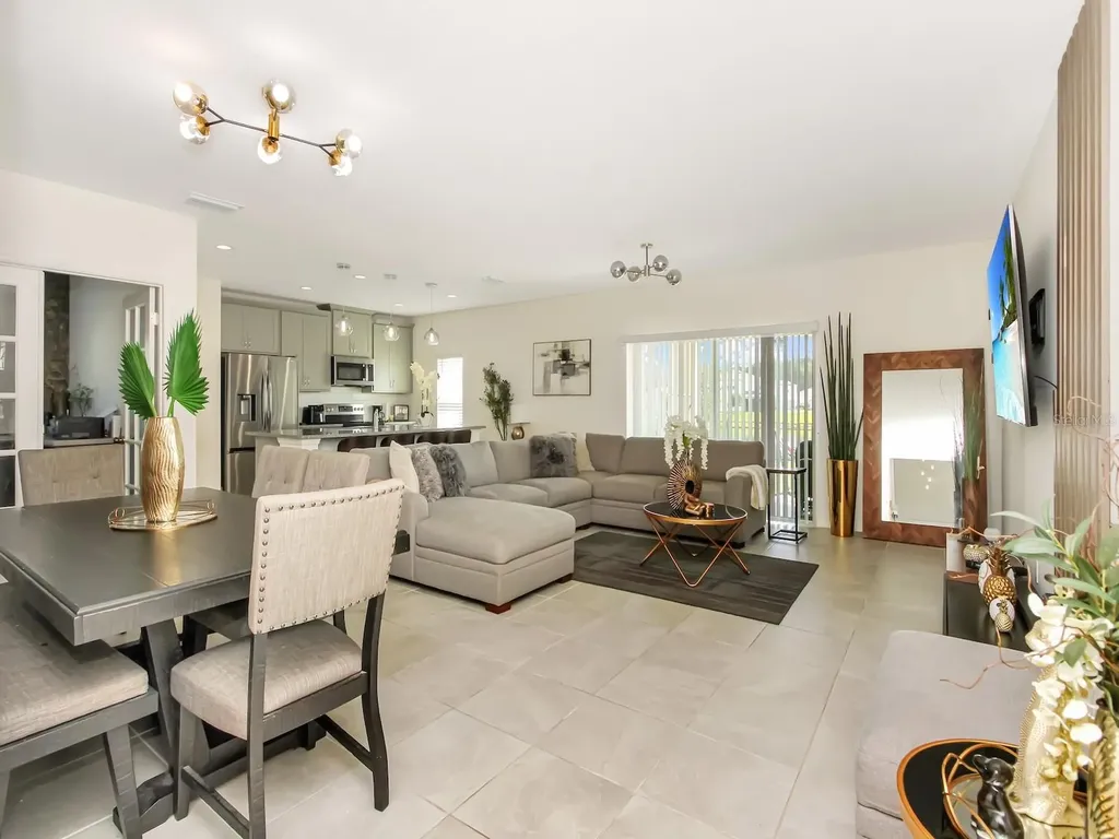1466 Woodmont Boulevard Kissimmee FL 34746