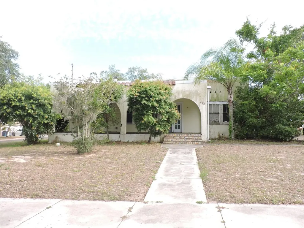 432 E Bullard Avenue Lake Wales FL 33853