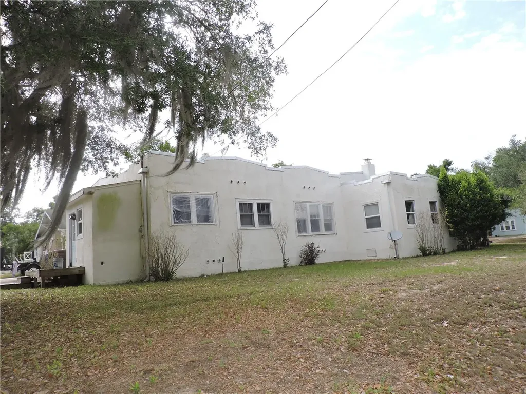 432 E Bullard Avenue Lake Wales FL 33853