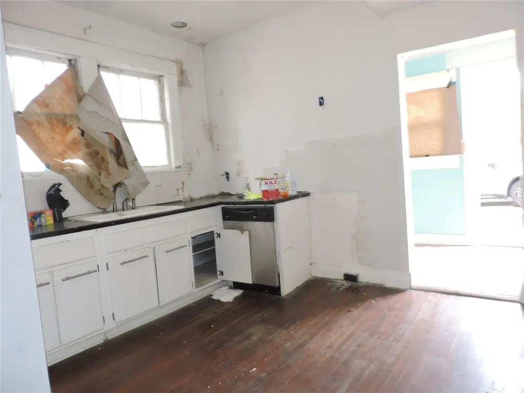 432 E Bullard Avenue Lake Wales FL 33853