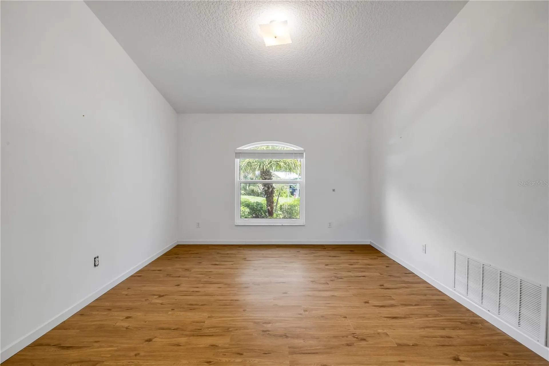 192 Azalea Road Edgewater FL 32141