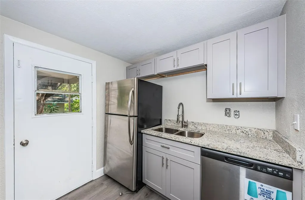 705 3rd Avenue NE Largo FL 33770