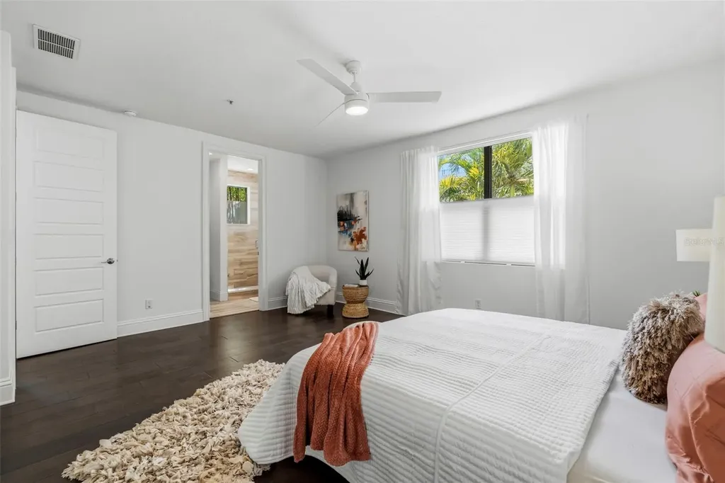 300 Delmar Terrace S St Petersburg FL 33701