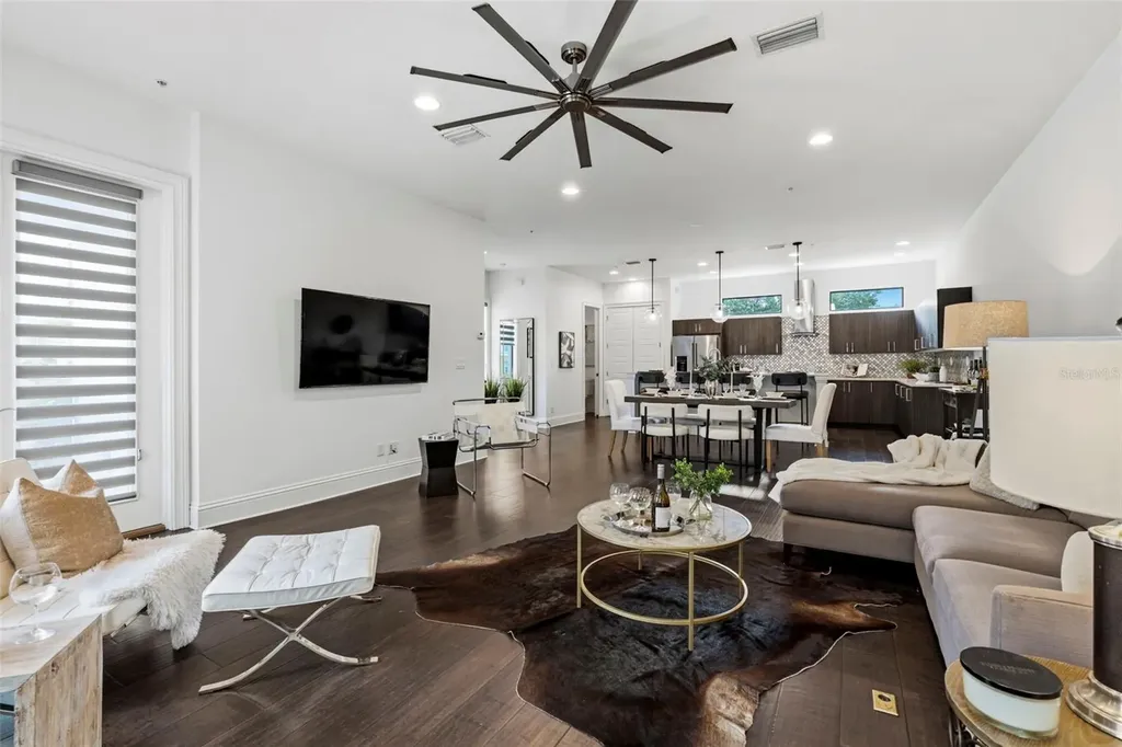 300 Delmar Terrace S St Petersburg FL 33701