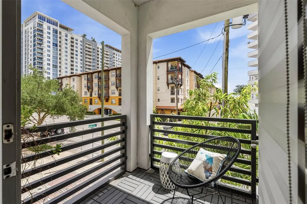 300 Delmar Terrace S St Petersburg FL 33701