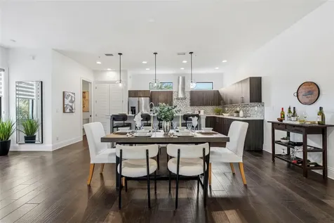 300 Delmar Terrace S St Petersburg FL 33701