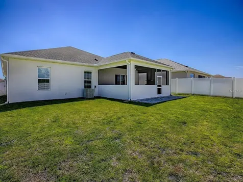 12608 NE 49th Drive Oxford FL 34484