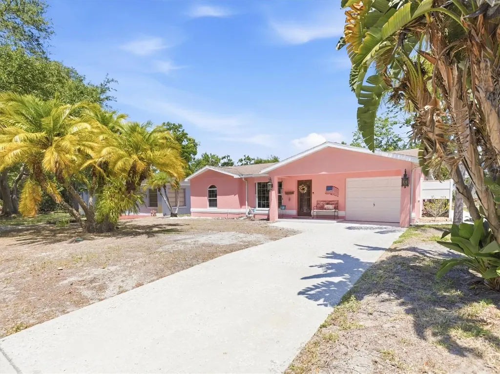 515 2nd Street N Safety Harbor FL 34695