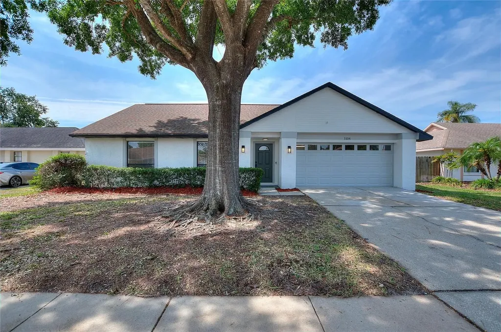 5104 Garden Vale Avenue Tampa FL 33624