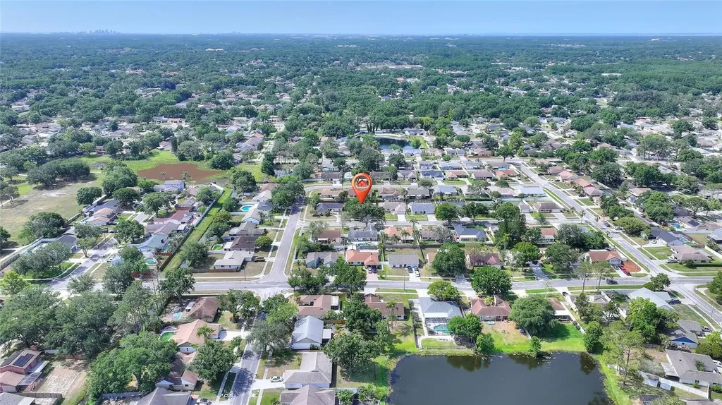 5104 Garden Vale Avenue Tampa FL 33624