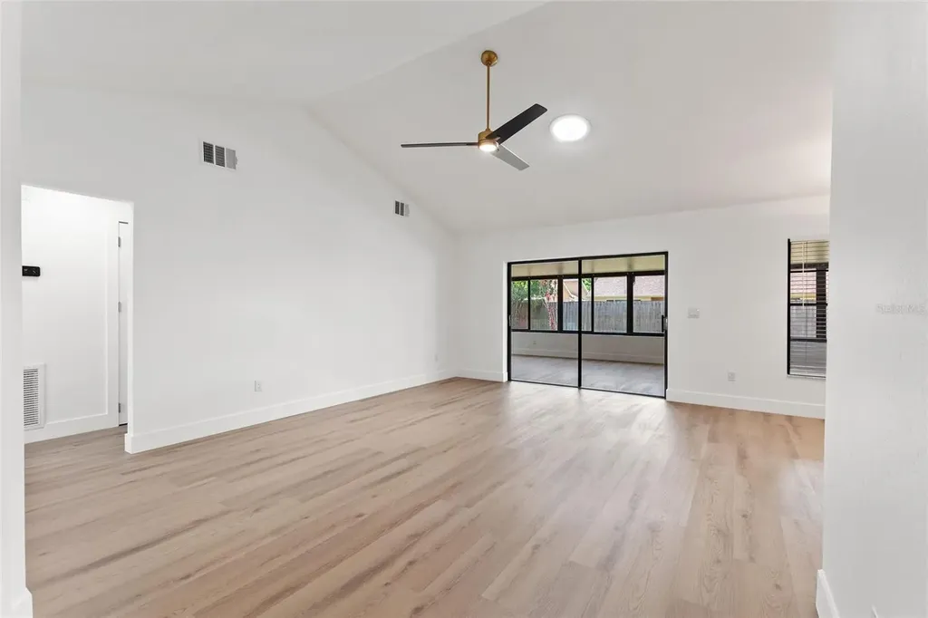 5104 Garden Vale Avenue Tampa FL 33624