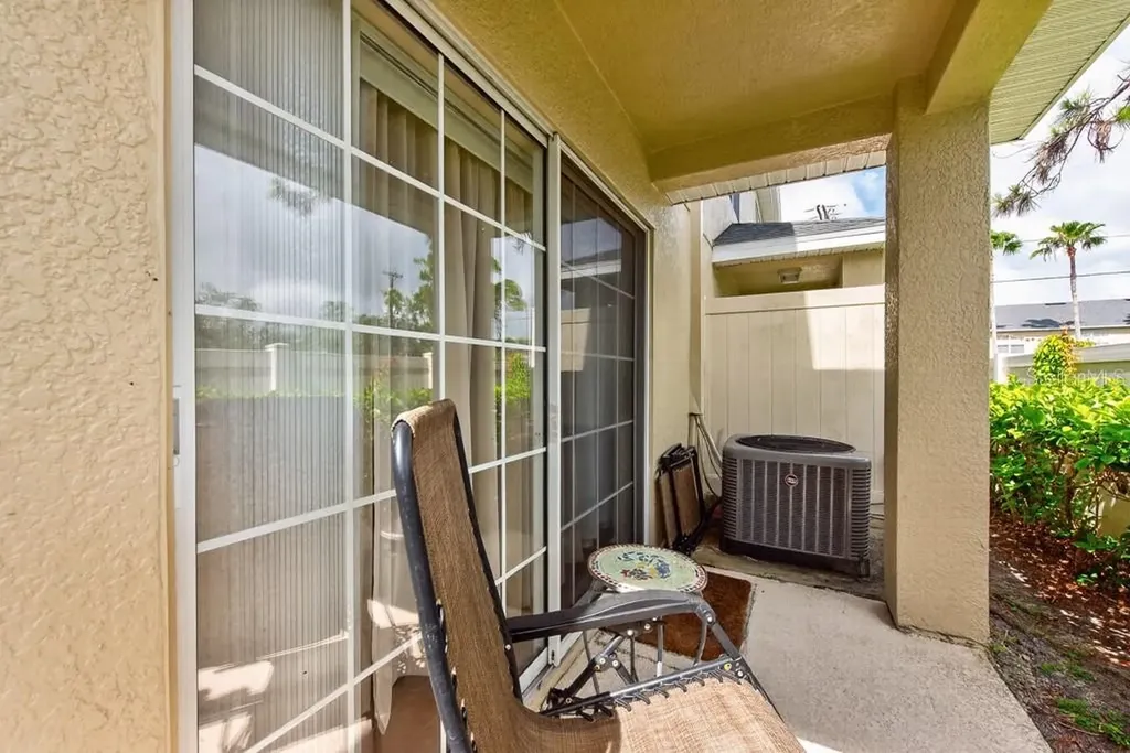 2556 Sea Wind Way Clearwater FL 33763