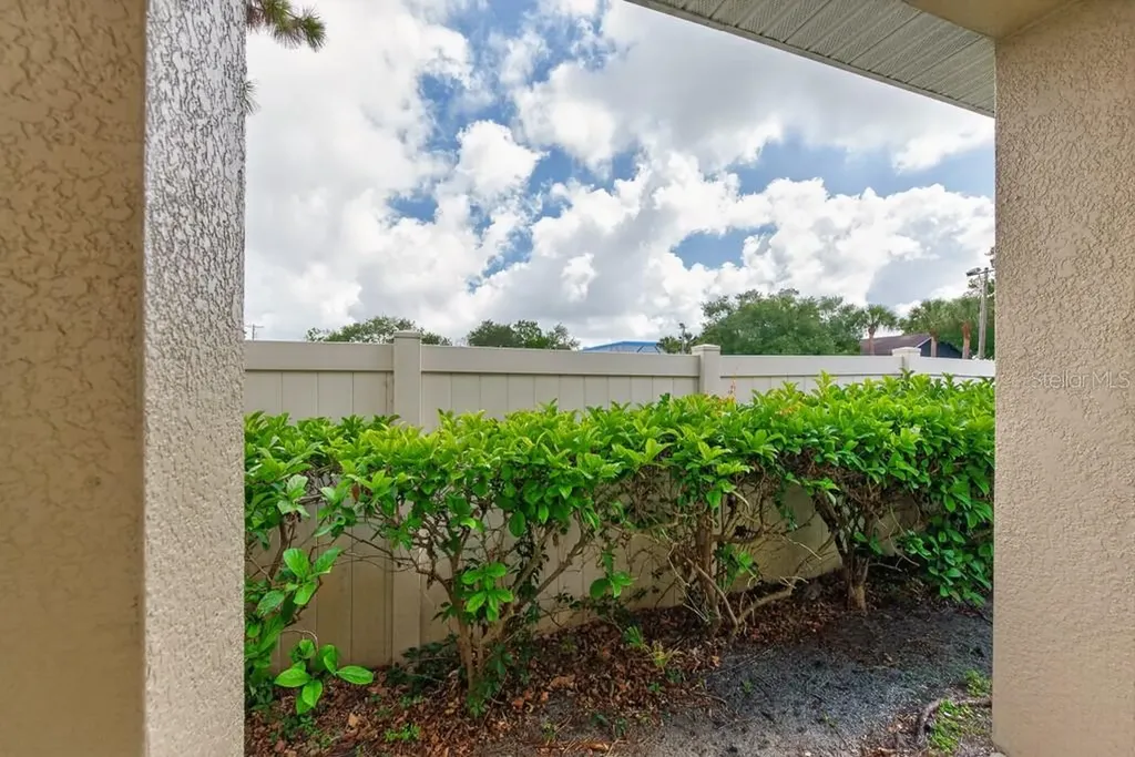 2556 Sea Wind Way Clearwater FL 33763