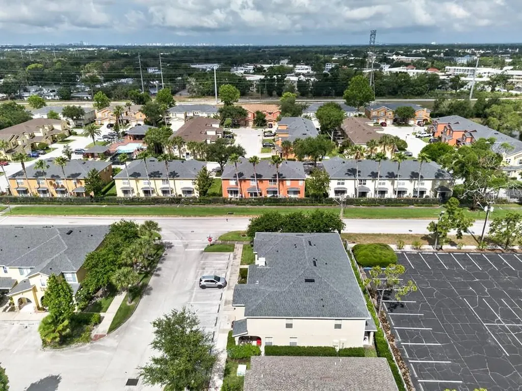 2556 Sea Wind Way Clearwater FL 33763