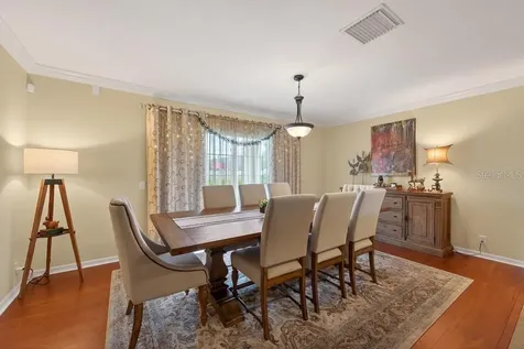 2556 Sea Wind Way Clearwater FL 33763