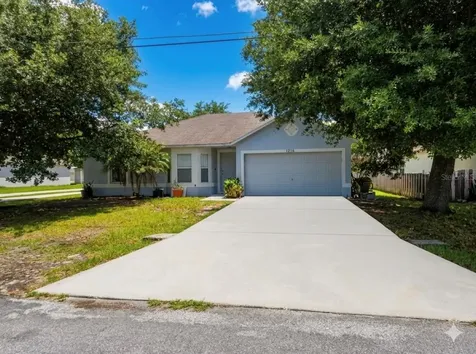 1316 Burnley Court Kissimmee FL 34758
