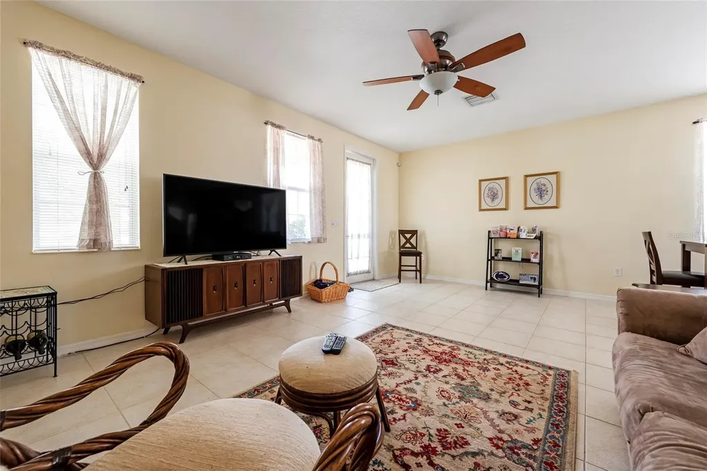 3860 82nd Avenue Circle E Sarasota FL 34243
