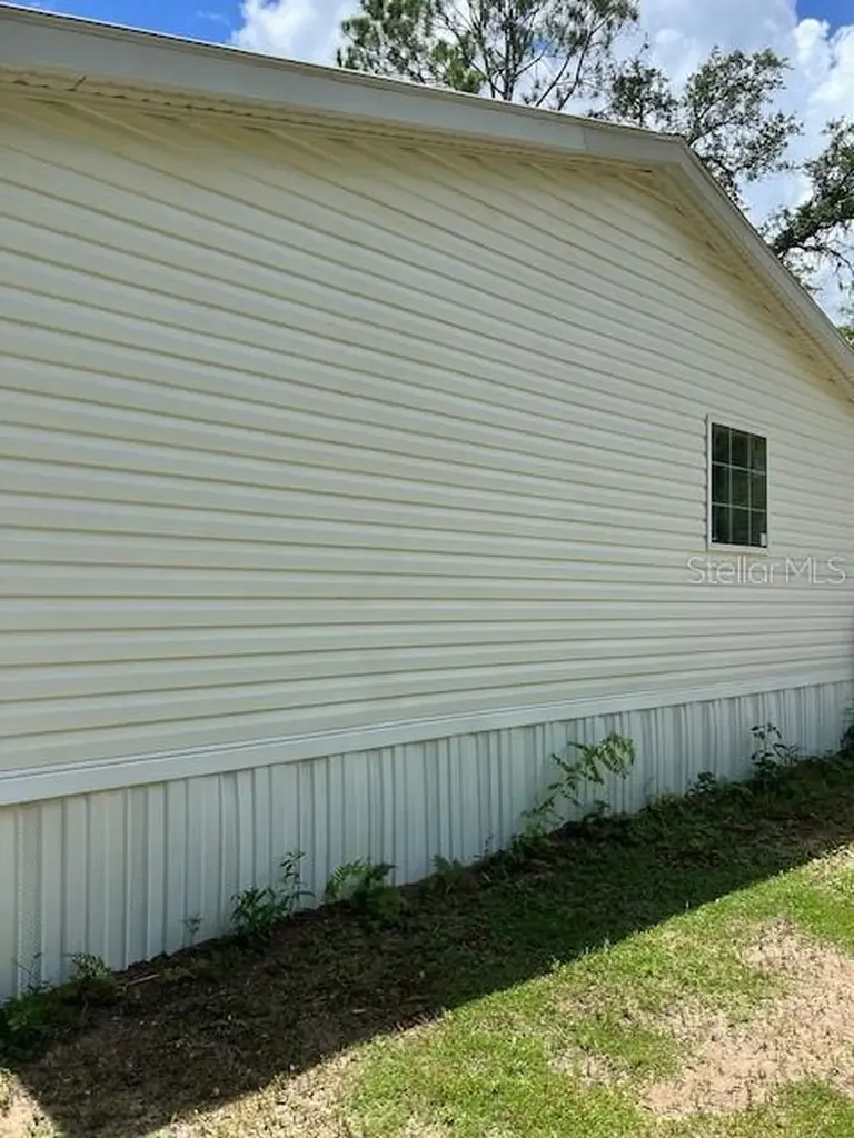 6850 SE 88 Lane Trenton FL 32693