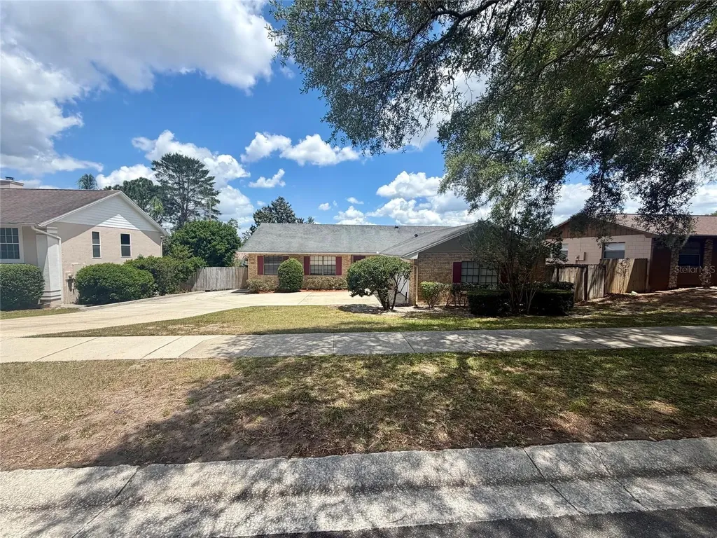 37 Hollow Branch Road Apopka FL 32703