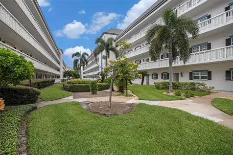 139 Bluff View Drive Belleair Bluffs FL 33770