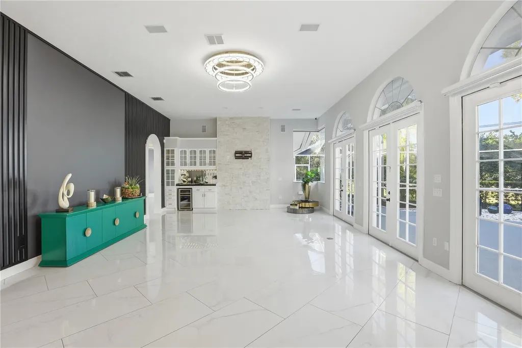 466 Tall Oak Trail Tarpon Springs FL 34688