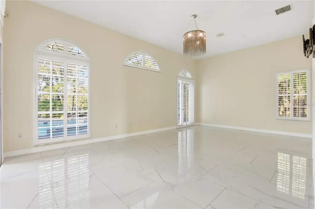 466 Tall Oak Trail Tarpon Springs FL 34688