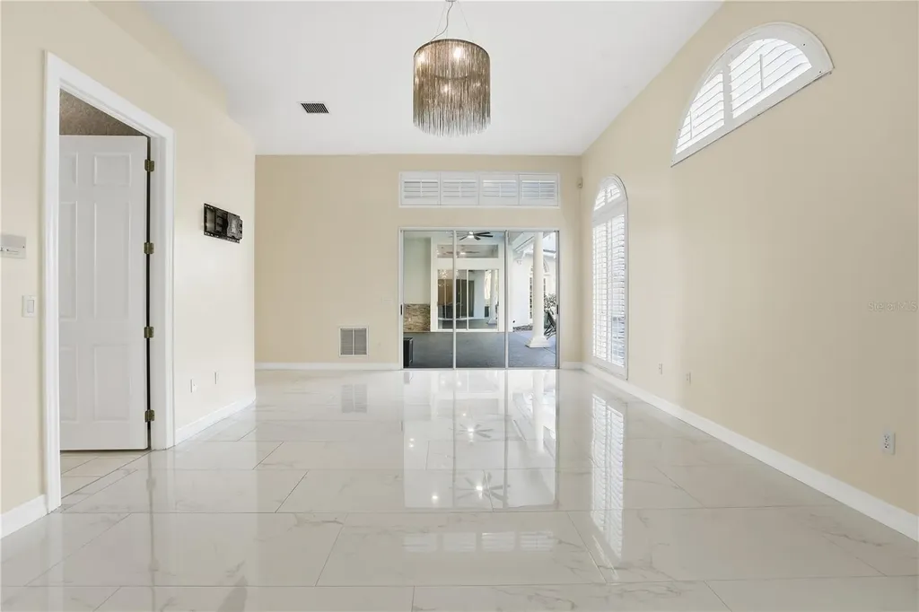 466 Tall Oak Trail Tarpon Springs FL 34688