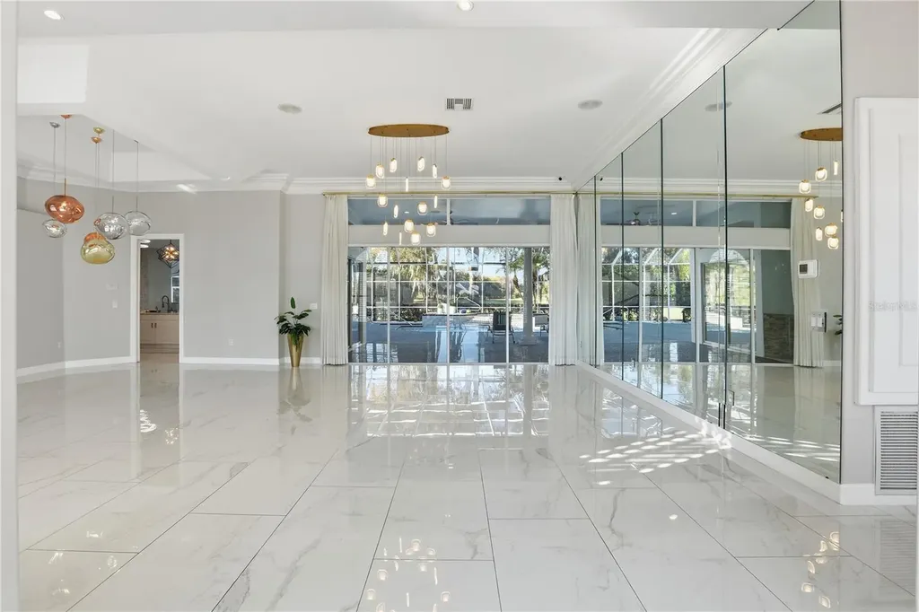 466 Tall Oak Trail Tarpon Springs FL 34688