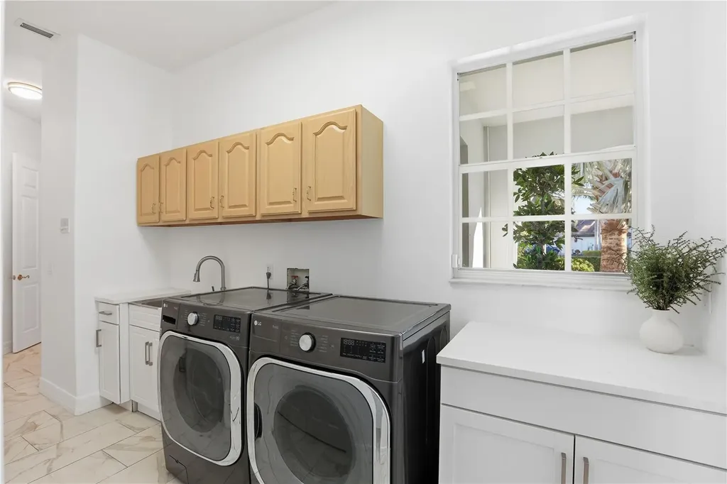 466 Tall Oak Trail Tarpon Springs FL 34688