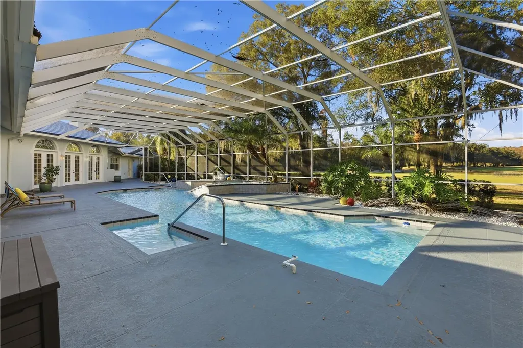 466 Tall Oak Trail Tarpon Springs FL 34688