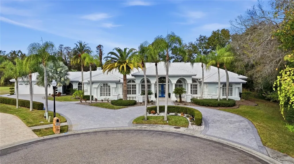 466 Tall Oak Trail Tarpon Springs FL 34688